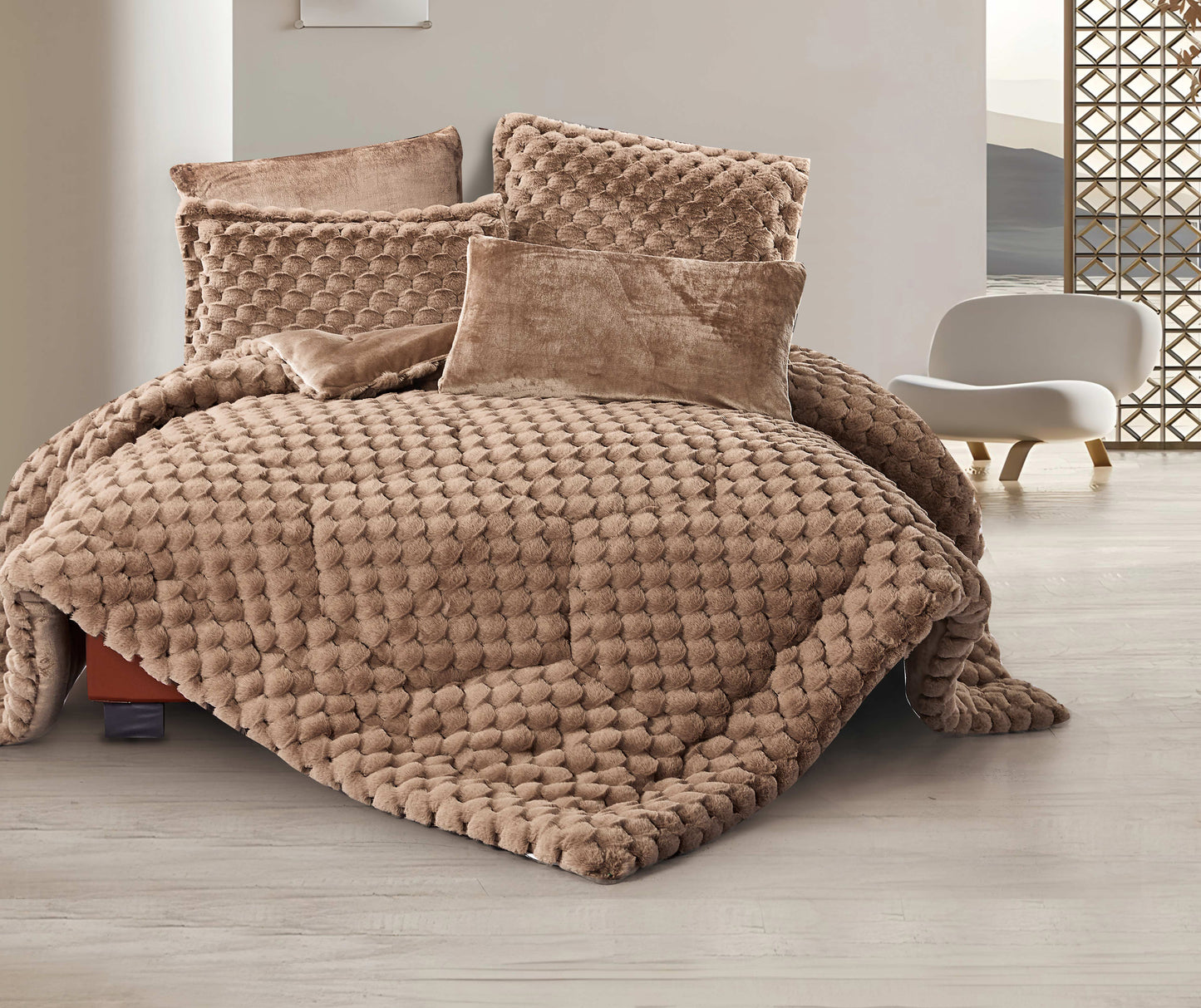 Luxury Mocha Faux Fur Microfiber Comforter Set | Ultra-Soft Textured Bedding with Plush Design | Machine Washable & Dry Clean Safe | Custom Duvet OEM Factory | Personalized Color and Material Choices