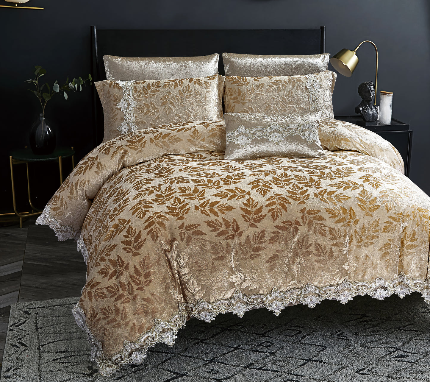 Comforter Set with Golden Leaf Print and Lace Details