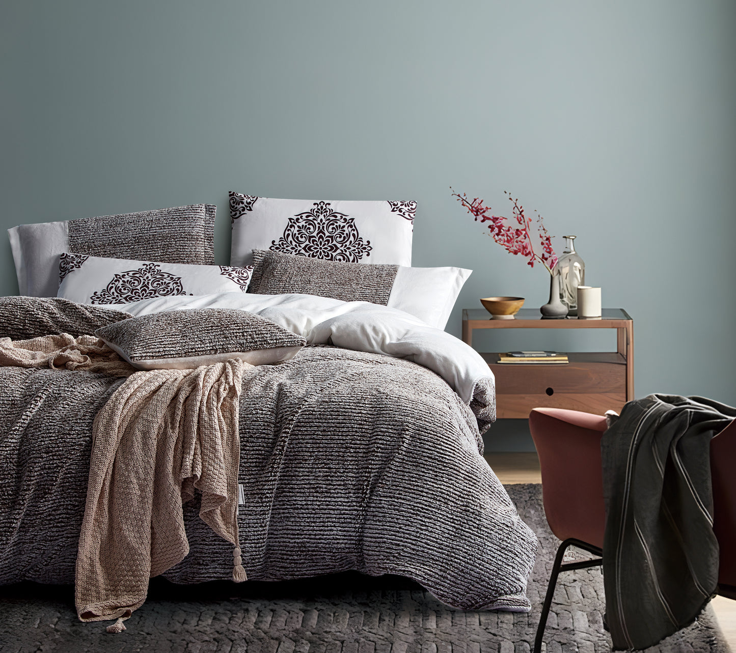 Comforter Set with White and Brown Details