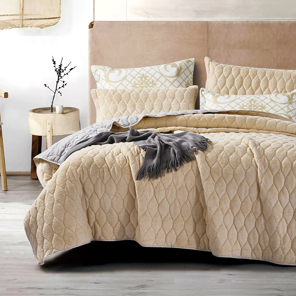 Beige Quilted Bedding Set – Cozy Textured Comfort for a Timeless Bedroom