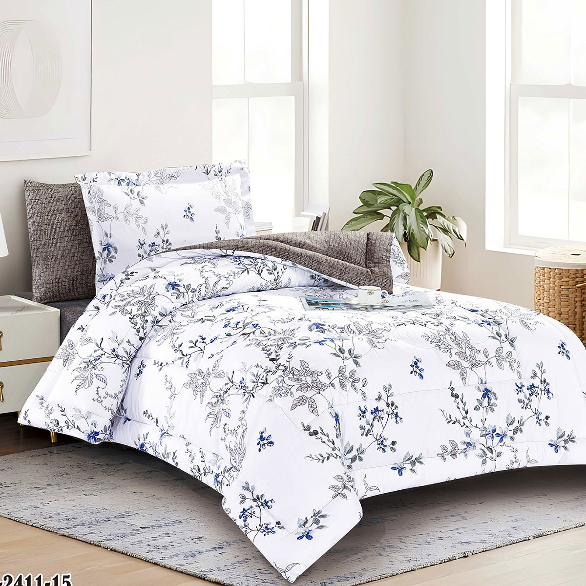 Blue Gray Botanical Comforter Set | Lightweight Microfiber Bedding for Summer and Spring | Soft Breathable Quilt with 1 Comforter, 2 Pillowcases & 2 Pillow Shams | Custom comforter supplier