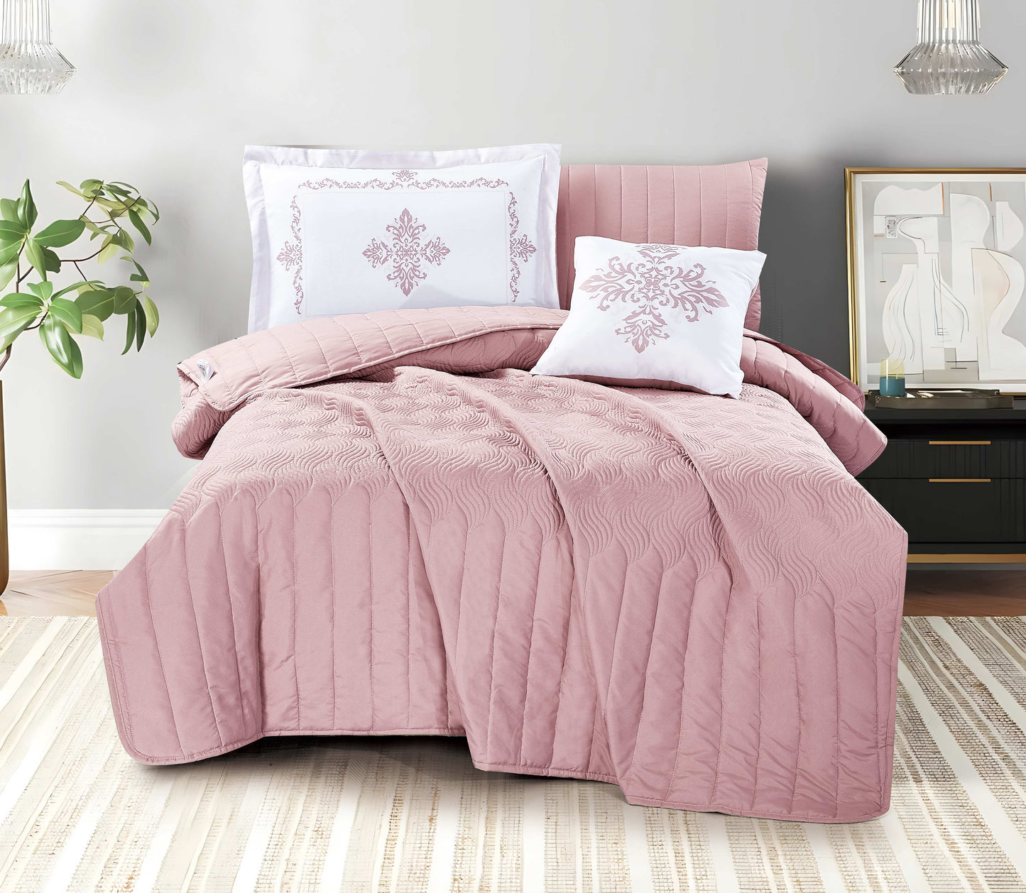 Blue Microfiber Quilted Bedspread Set | Soft All-Season Bedding with 1 Bedspread, 2 Pillowcases & 2 Shams | OEM Luxury Bedspread Set | Elegant Bedroom Design for Hotels