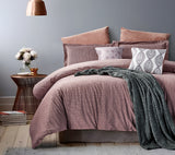 Comforter Set with Geometric Design and Soft Colors