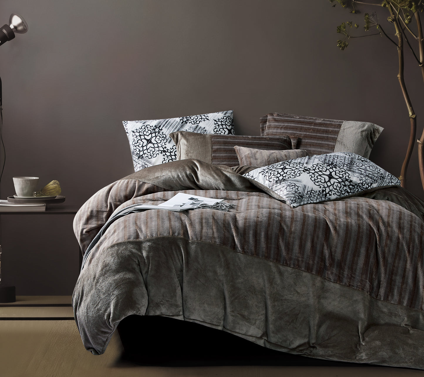 Brown Comforter Set with Textured Details and Decorative Cushions